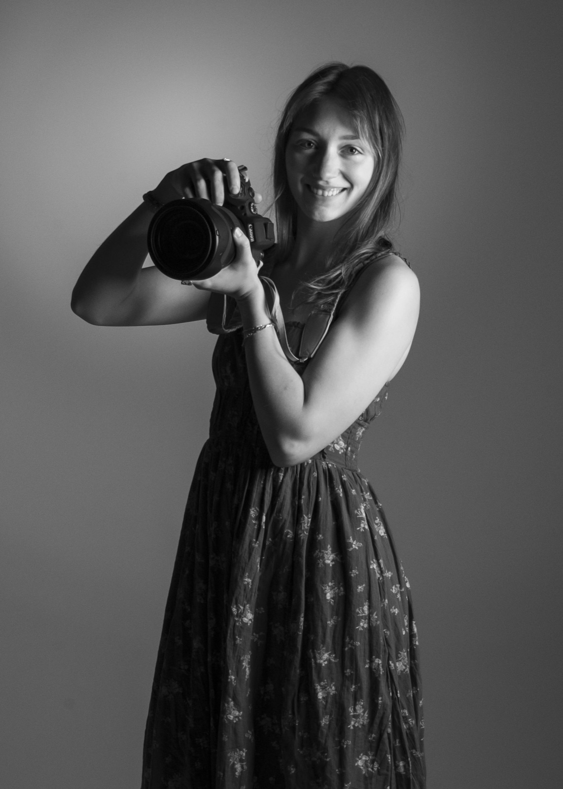 Sarah Cornish holding her camera